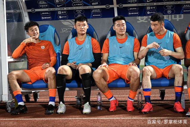 中国男篮81-82被绝杀！庞峥麟闪耀，3人不及格，大概率落选世预赛